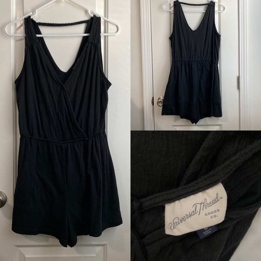 Universal thread black romper
